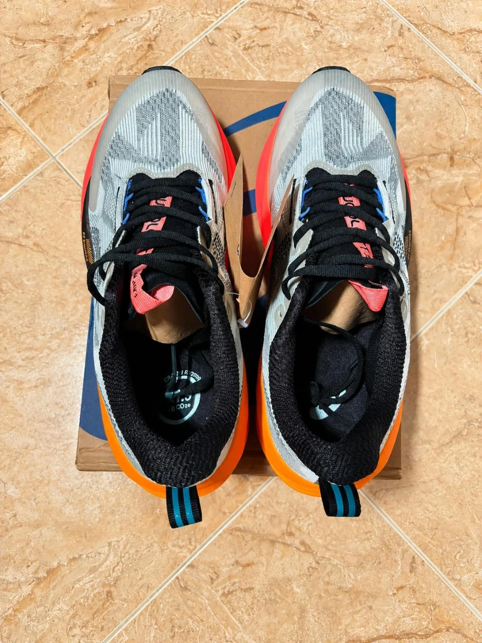 Running shoes Asics Novablast 5 CP – photo 4